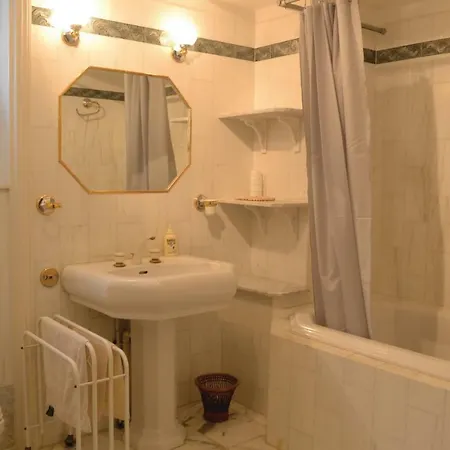 Holiday Che.de Beauvallon Haut Vakantiehuis Hyères